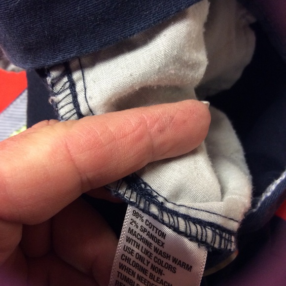 CROWN & IVY NAVY CROPPED PANTS - Picture 6 of 6